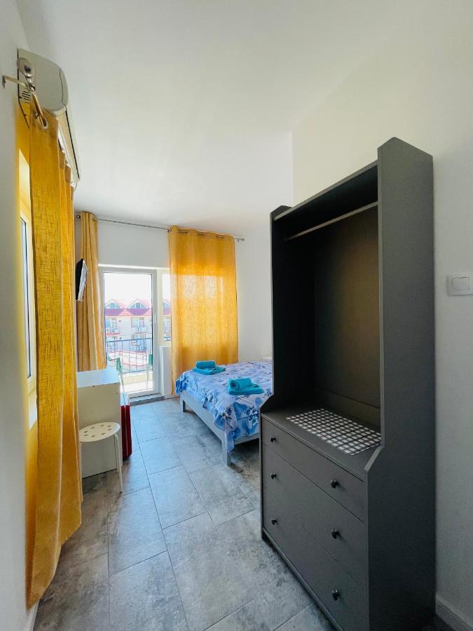 Pierre La Tarmul Marii -Primim Vouchere Vacanta Hostel Costinești Kültér fotó